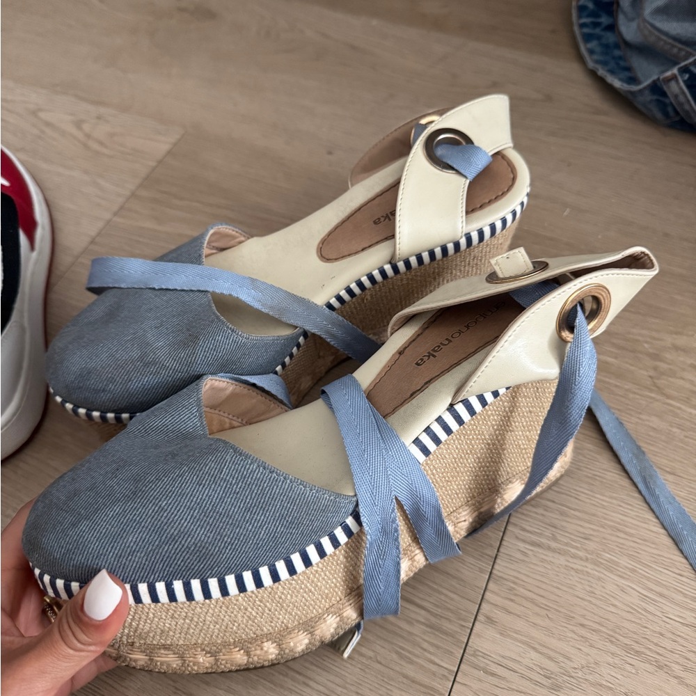 Chic Blue Espadrille Wedges